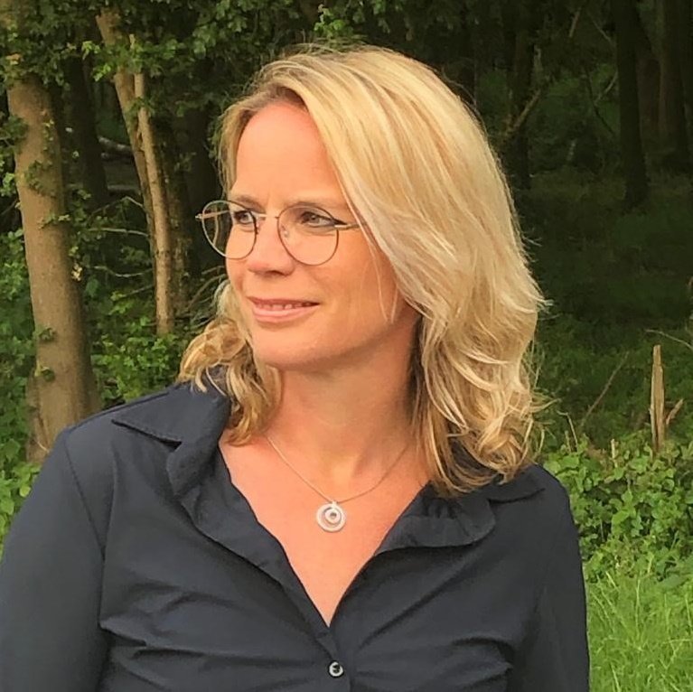Corinne van den Heuvel