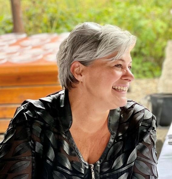 Elyane Dickhaut